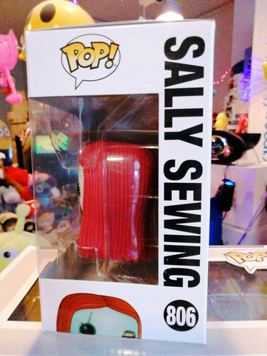 Funko Pop! Vinyl Disney Sally Sewing from The Nightmare Before Christmas #806 - Picture 3 of 6
