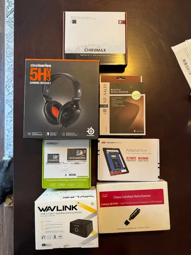 LOT of Computer Accessories (Noctua, SteelSeries)