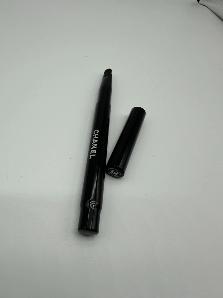 Новая щетка для губ CHANEL PINCEAU LEVRES с крышкой (снят с производства) - Изображение 4 из 4