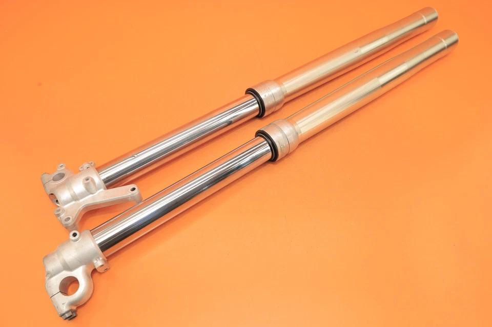 Juego de horquillas delanteras 99-02 KX125 KX 125 KYB 46 1999 amortiguador suspensión amortiguador Foto 2 de 4