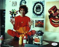 Illeana Douglas Signed Autographed 8x10 Photo ACOA