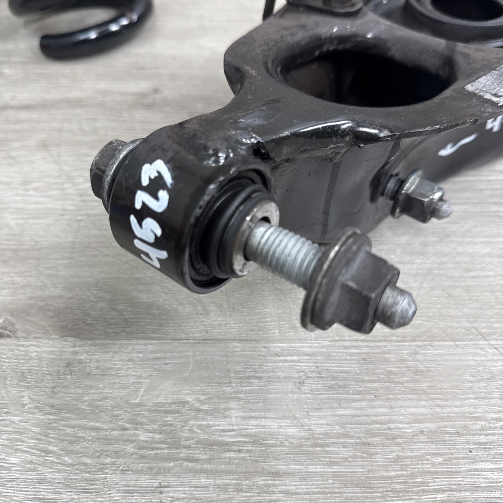 14-24 MASERATI GHIBLI REAR RIGHT PASSENGER SIDE UPPER LOWER CONTROL ARM W/ Sprin