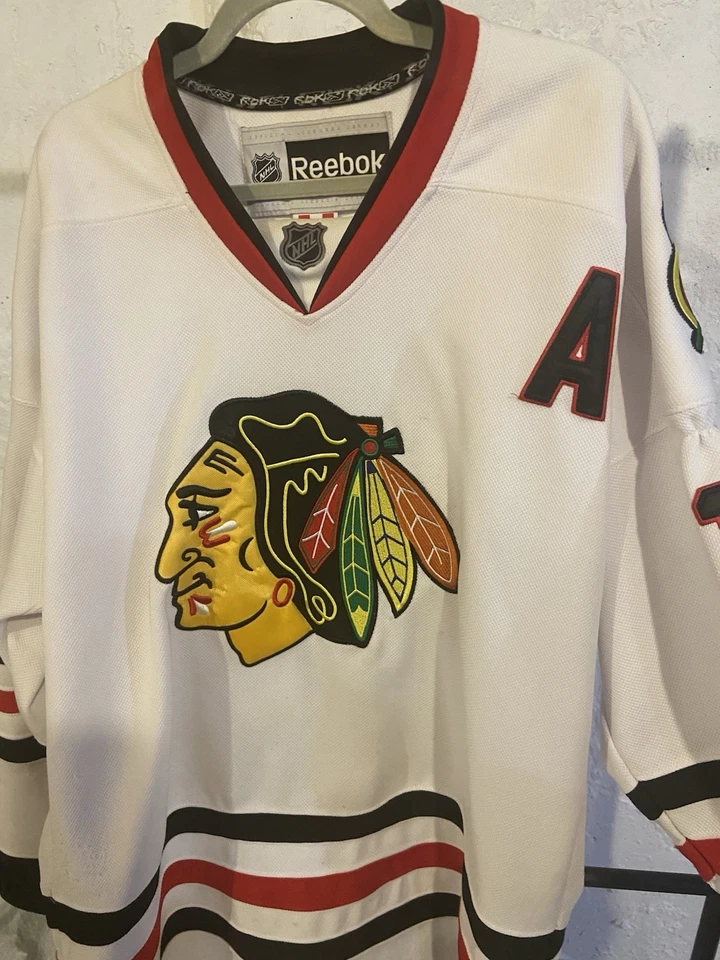 Camiseta deportiva Patrick Sharp Game de los Chicago Blackhawks talla 50 Foto 2 de 4