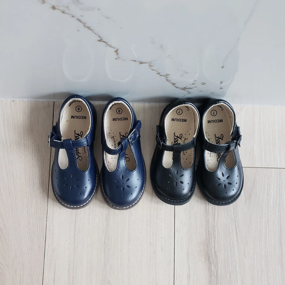 Footmates Mary Jane 鞋 女孩 7 黑色 & 8 海军蓝皮革 T 形带连衣裙 批量 — 第 3/4 张图片