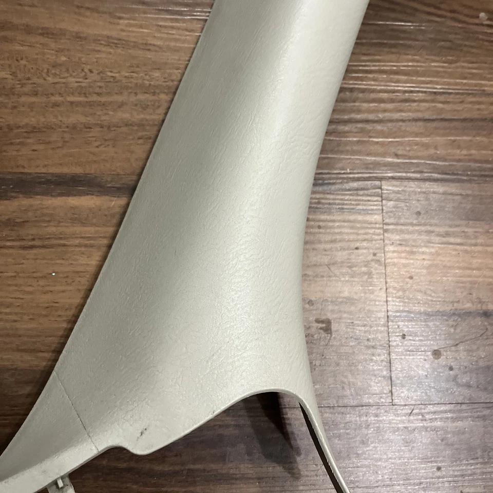 Dodge Ram 1500 2500 3500 2002-06 lado del pasajero panel de pilar A mango Mopar fabricante de equipos originales Foto 3 de 4