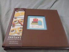 Hallmark Instant Scrapbook What A Vacation 20 Designed Embellished Pages Album