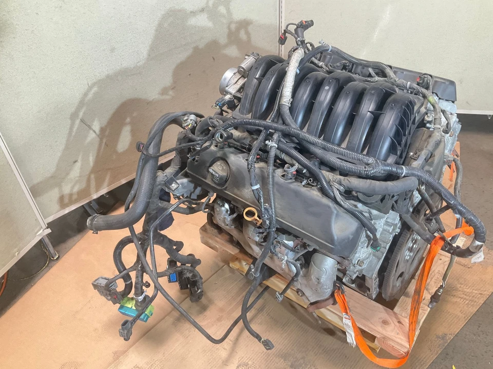 Motor GMC Yukon XL 17-20 5,3 L V8 Vin C octavo dígito Foto 3 de 4