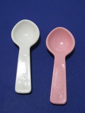 FISHER PRICE Vintage 1980s FUN WITH FOOD Play Kitchen-WHITE/PINK TEA SET SPOONS