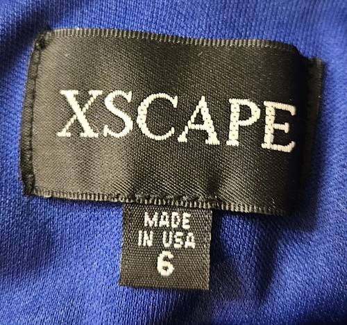 Abito XSCAPE plissettato blouson Halter blu indaco e oro lamina catena serpente taglia 6 - Foto 9 di 9