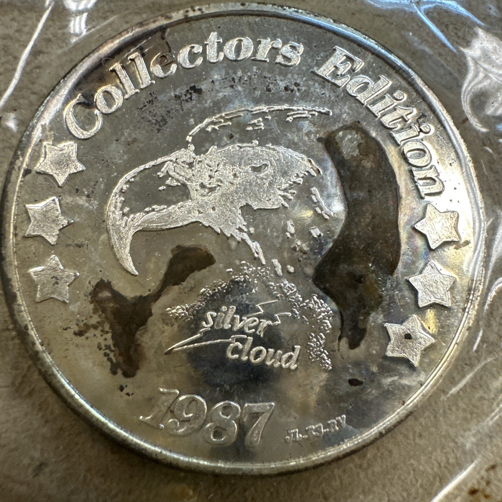 Lingotes de plata Cloud Freedom Medallion 1987 edición de coleccionista de una onza - tonificado