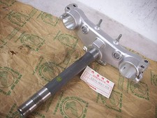 NEW triple clamp bottom fork / steering stem fork Honda CB 750 F / CB 900 F 39mm