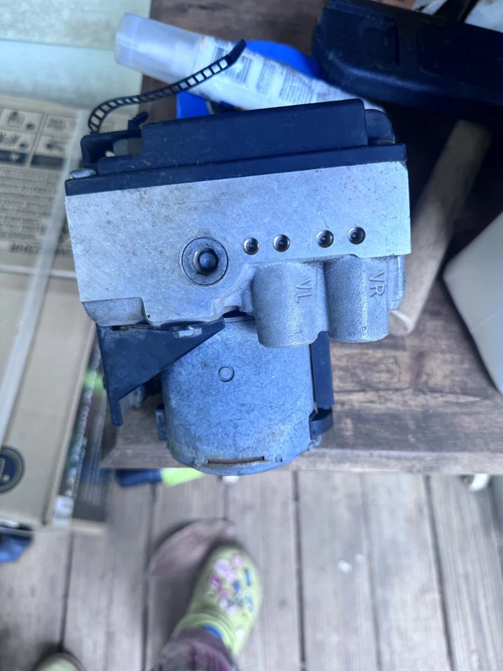 BMW 525i 540i E34 1992-1995 módulo bomba ABS Foto 4 de 4