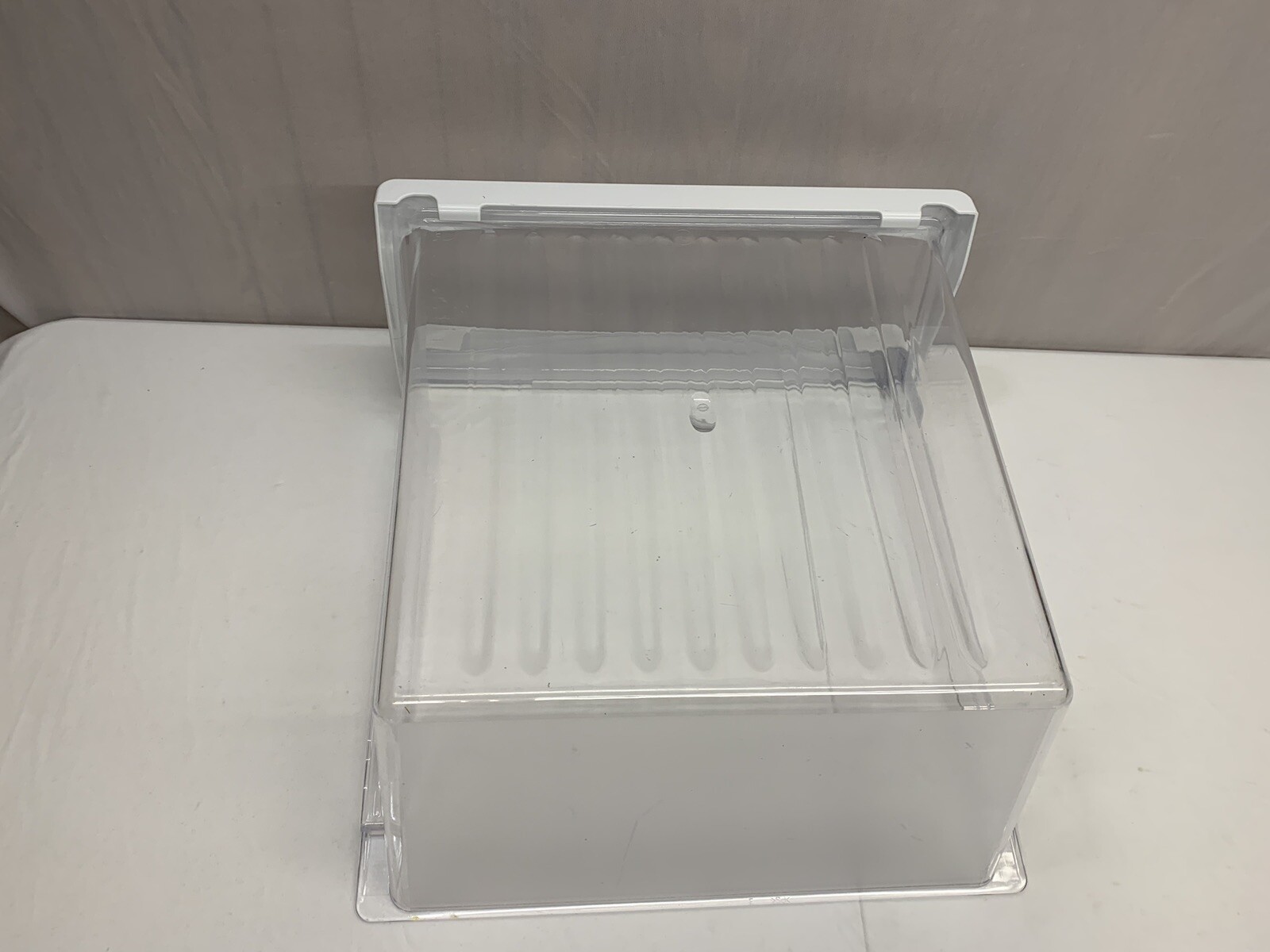 MAYTAG REFRIGERATOR Plastic Crisper Drawer MODEL MFI2569VEQ1