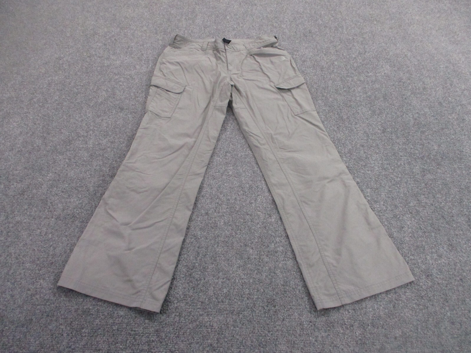 North Face Womens Gray Cargo Pants Size 6 for Hiking Climbing Work
