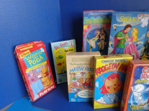 13 CHILDREN VHS TAPES- LITTLE LULU, RAGGEDY ANN, CASPER, SWANS, ETC - Imagen 2 de 6