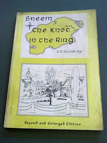 Sneem the knot in the ring Ireland Irish Kerry local history