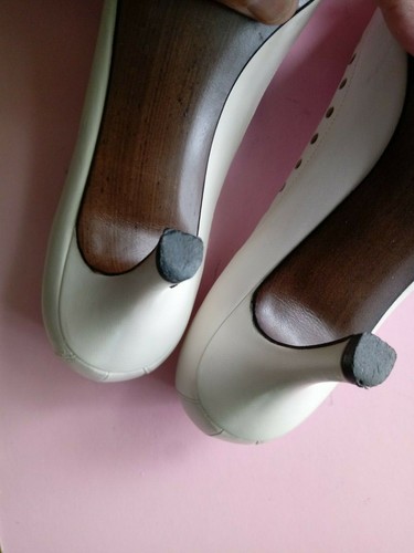 Barely Worn Size:9 N Stuart Weitzman Cream Leather Open Toe Heel Pumps Made in - Picture 7 of 12
