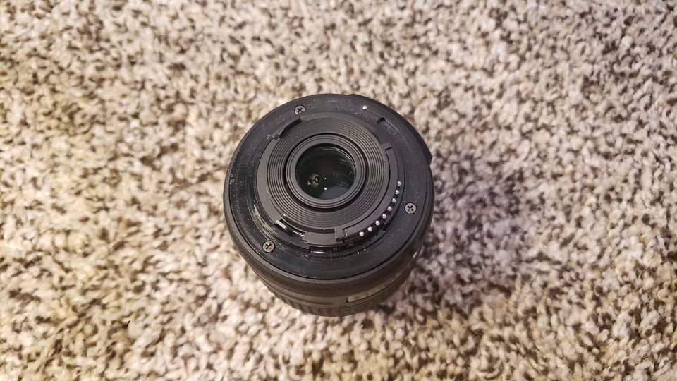 Nikon DX AF-S NIKKOR ED 18-55mm 1:3.5-5.6 GII Aspherical Lens - Image 2 of 3