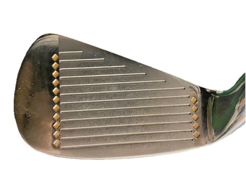 MacGregor VIP Tourney V-Foil Forged 6 Iron RH 70g Graphite Design Regular 37.5" - Image 4 of 4