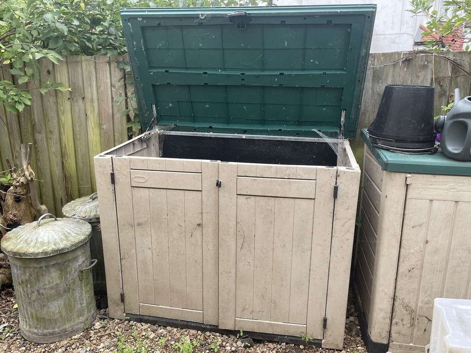 Keter Large Outdoor Garden Storage Box / Shed eBay