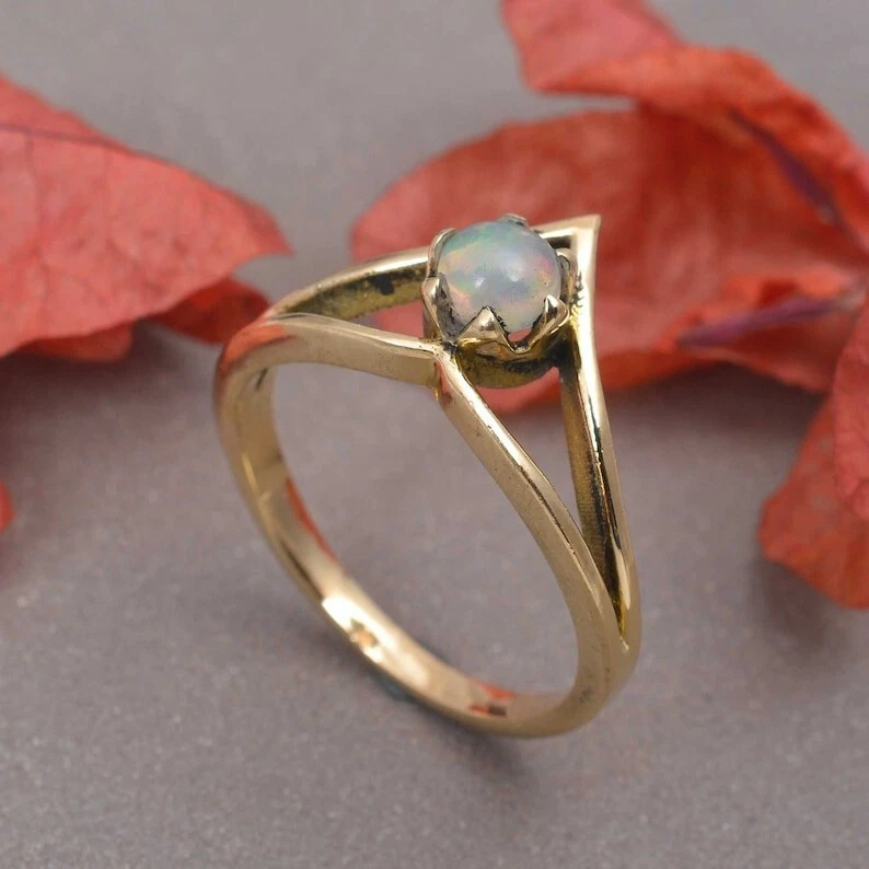 Anillo de promesa delicada de plata 925 chapado en oro amarillo ópalo de fuego natural corte redondo Foto 4 de 4