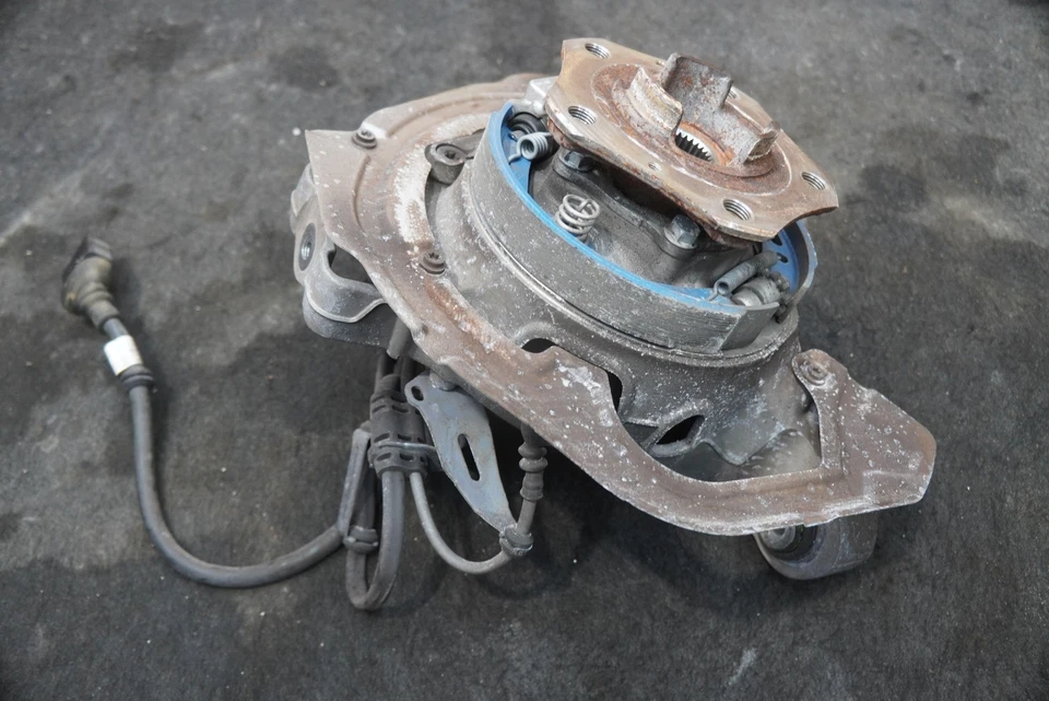 Cojinete de rueda de buje de nudillo de husillo trasero izquierdo 971505435B OEM Porsche Panamera 971 Foto 2 de 4