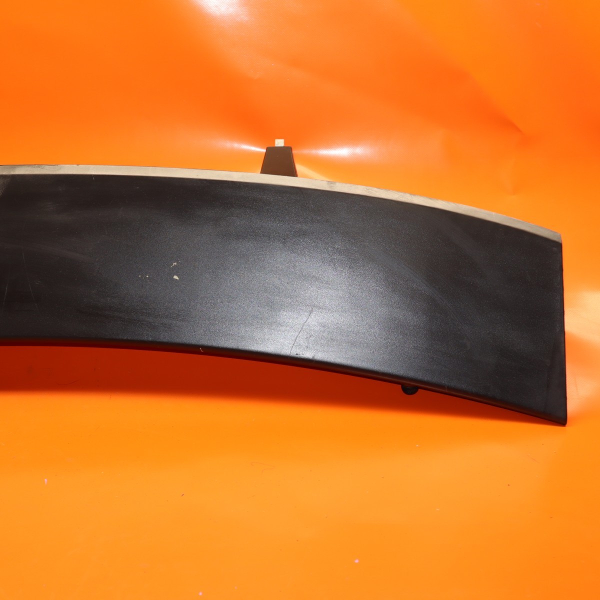 BENTLEY BENTAYGA LID TRIM PANEL REAR 2017 2018 2019 2020 36A867975E OEM