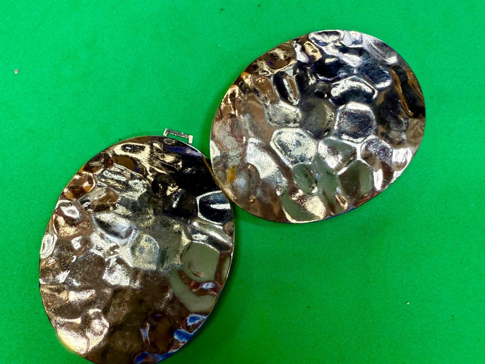 Oval Hammered Textured Interlocking Two Piece Gol… - image 17