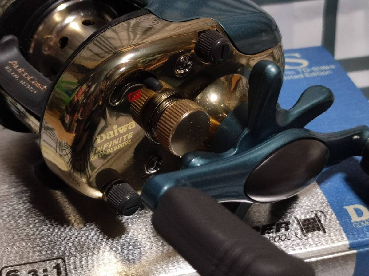 VF750F アンダーカウル 水色M MB2 ホンダ 純正 バイク 部品 RC15 V