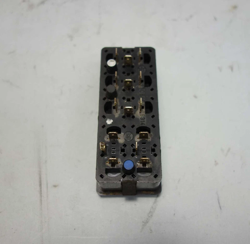 Interruptor de ajuste eléctrico del asiento delantero BMW E28 serie 5 E24 1981-1989 USADO Foto 2 de 3