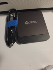 Xbox One Series S 1681 500 GB + 1TB Seagate Game Drive + 9 Games + Controllers