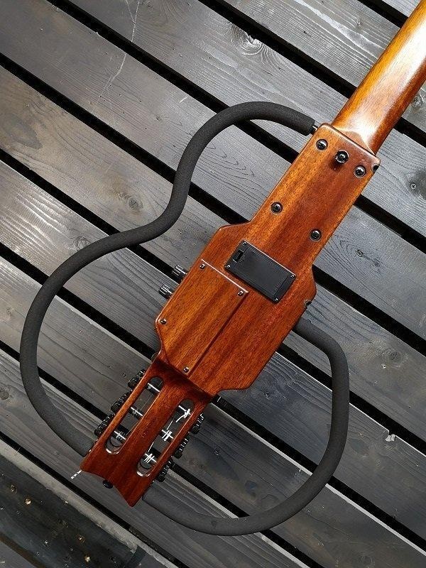 Classical Acoustic Guitar Aria AS-100C Sinsonido Silent Mahogany