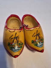 VTG Dutch Holland Wood Clogs Shoes Hand Painted Red 22-34 Length 9" Width 3.5"