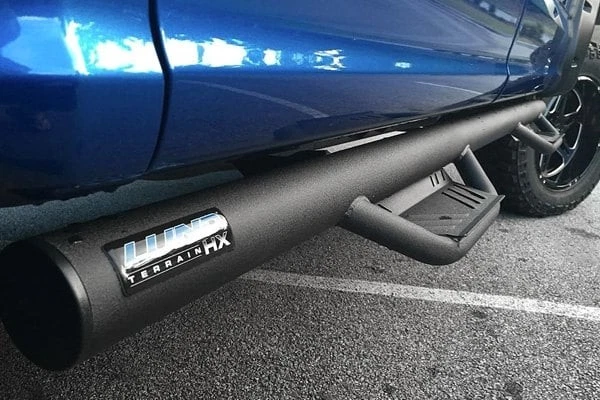 For Chevy Colorado 15-20 3" Terrain HX Step Cab Length Black Round Nerf Bars - Image 2 of 4