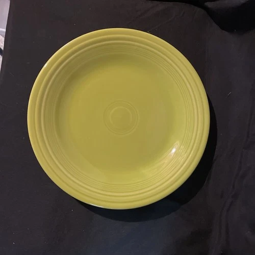Fiesta - Chartreuse Green 10.5" Dinner Plate Homer Laughlin Dish Lead Free