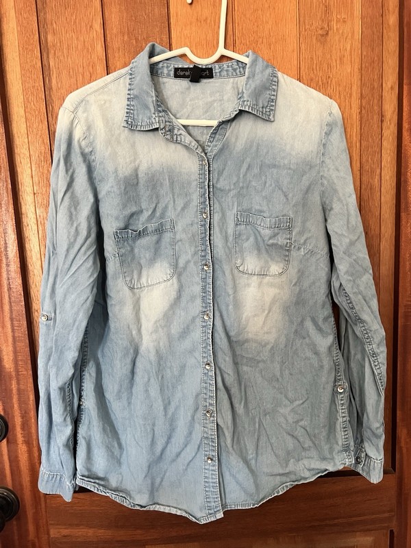 Juniors Derek Heart Button Down Denim Shirt Size Xlarge