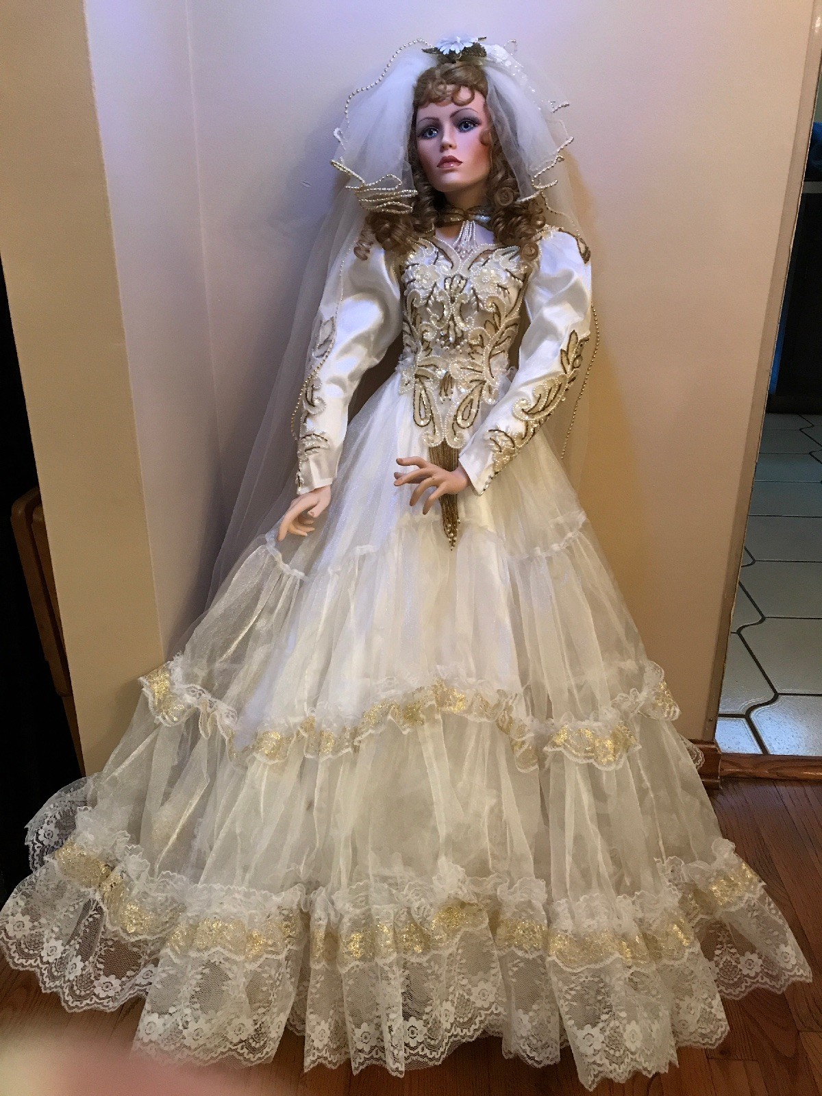 Rustie Muñeca De Porcelana Mariah Museo Welden Traje de Novia 42 2000 Rustie Muñeca De Porcelana Mariah Museo Welden Traje de Novia 42 2000