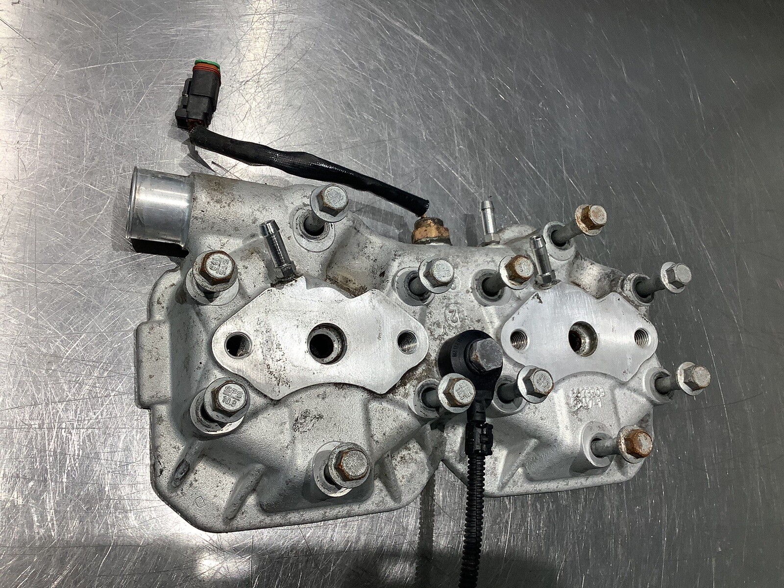 Ski Doo 800 ETec Summit MXZ Renegade Cylinder Head eBay