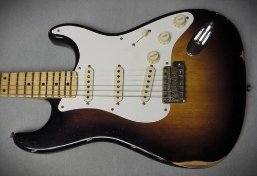 Fender Custom Shop LTD '56 Stratocaster Relic 2024 Wide-Fade 2-Color Sunburst