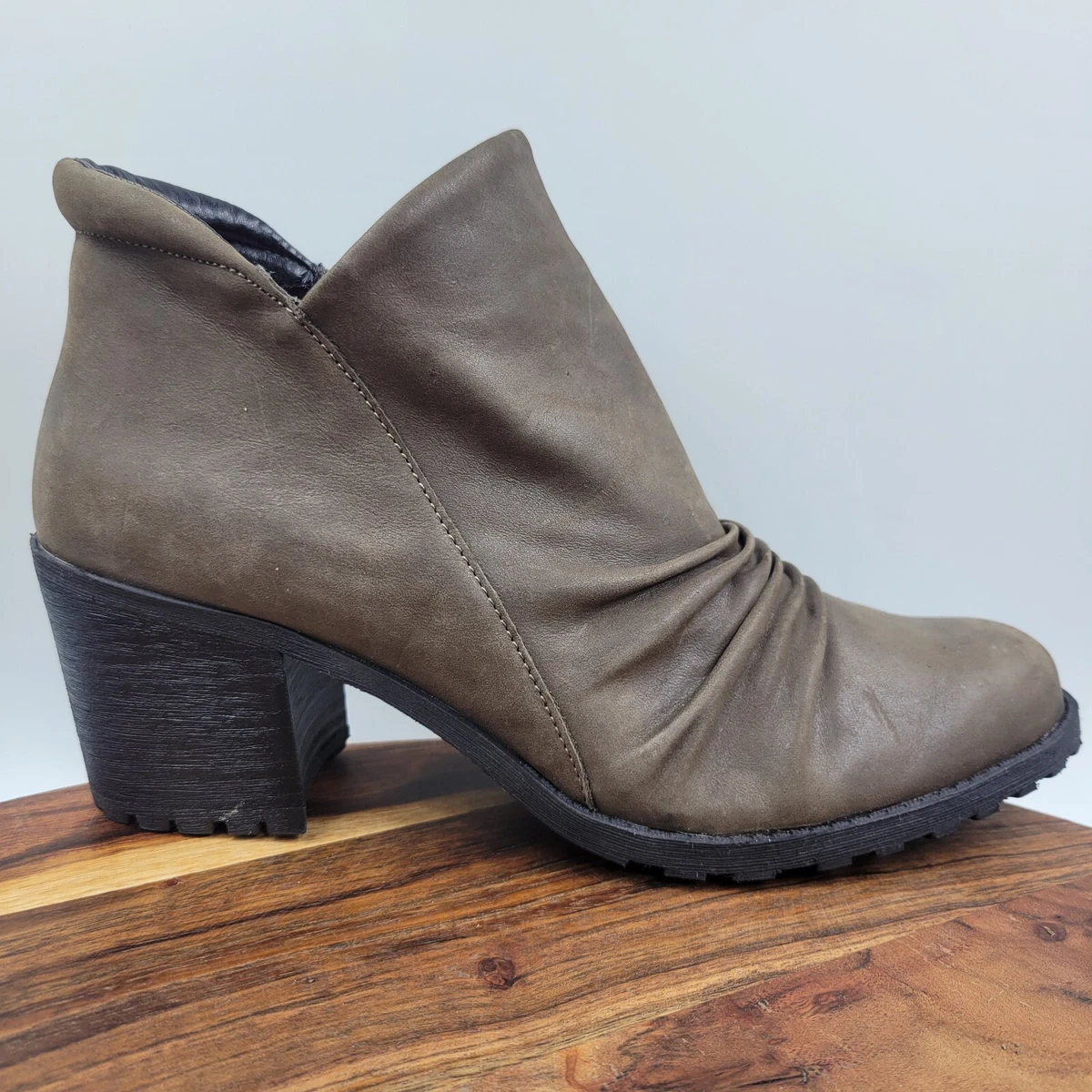 Aerosoles ankle shop booties