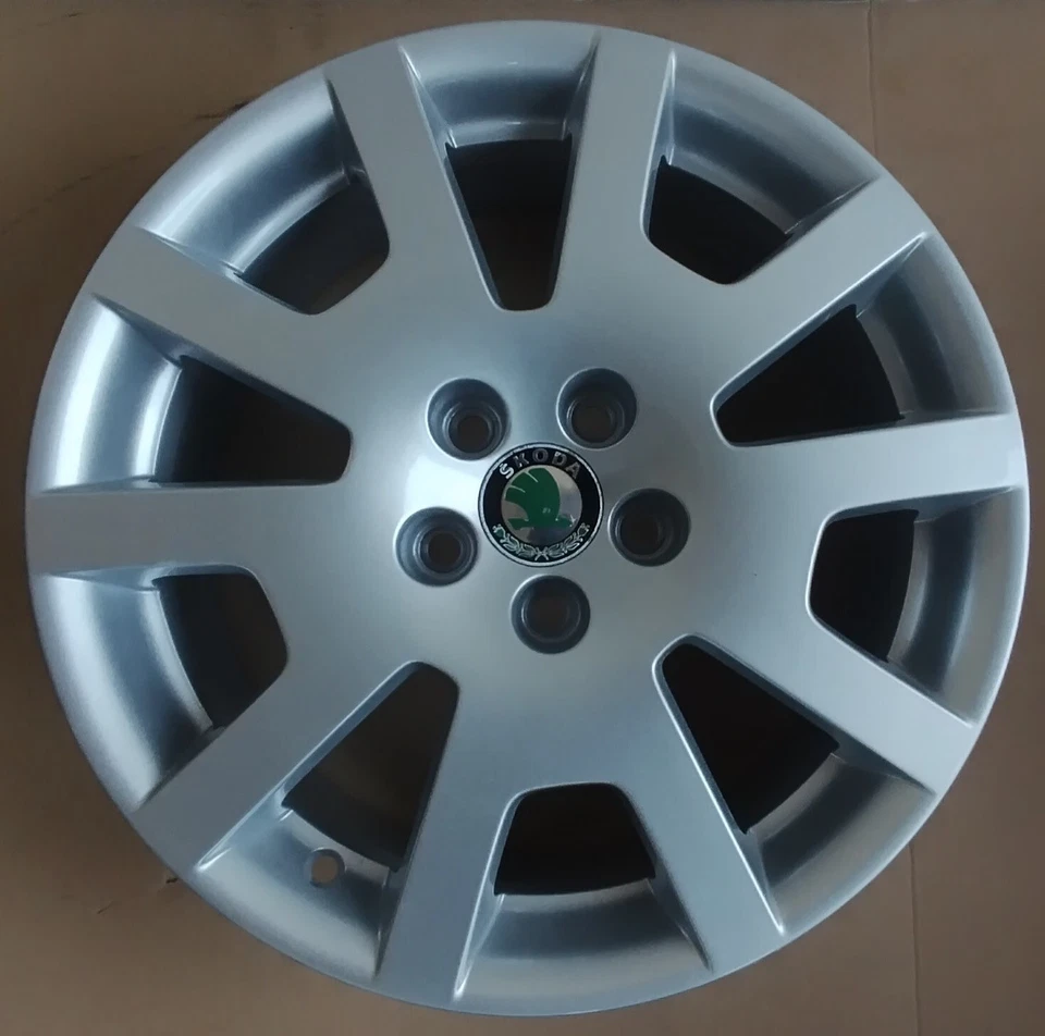 *NEU* Original Alufelge  Skoda Fabia I, MK1 RS VRS, TDI  6.5Jx16 ET37, 6Y060102M - Bild 1 von 4