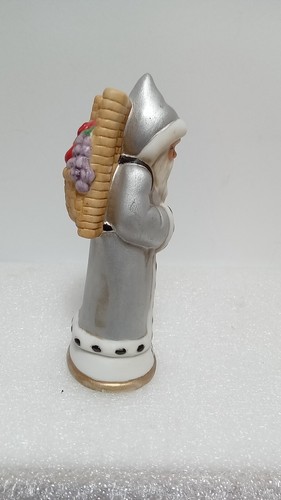 LENOX MEMORIES OF SANTA FIGURINE - Picture 2 of 5