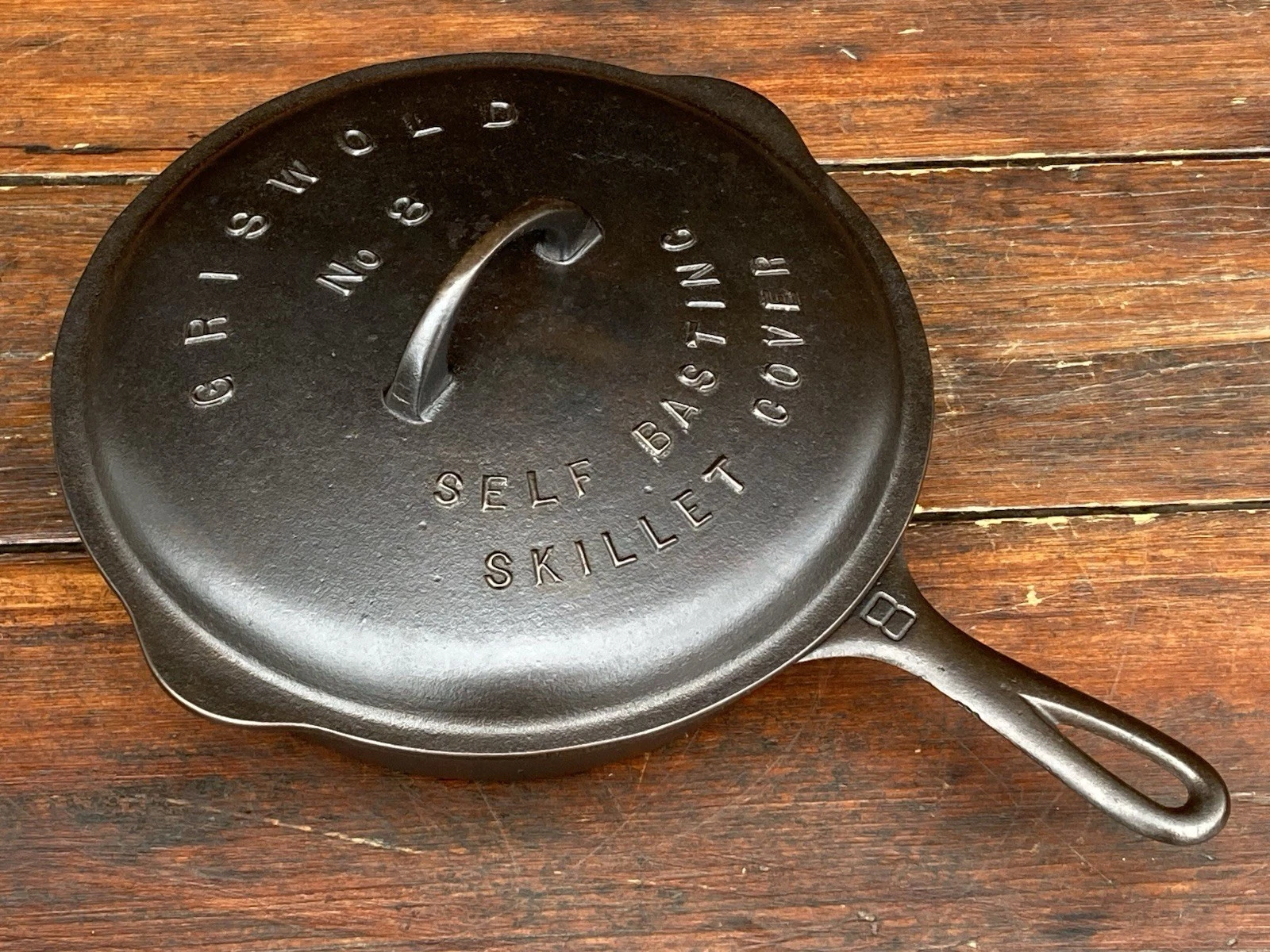 Griswold Cast Iron #8 Large Logo Skillet w/ Matching Low Dome Lid