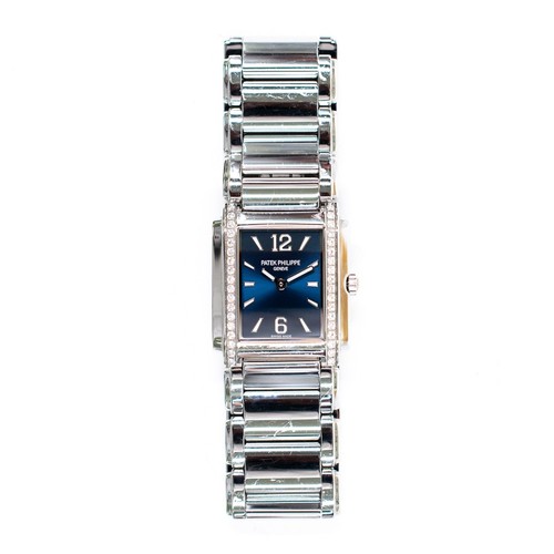 Patek Philippe Twenty 4 4910/1200A-001 30 mm Blue Dial