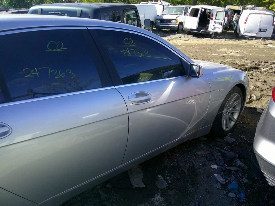 Passenger Side View Mirror Power Fits 03-08 BMW 760i 1688135 - Image 2 of 4