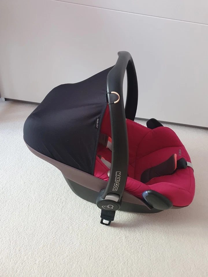 MaxiCosi Babyschale mit Adapter