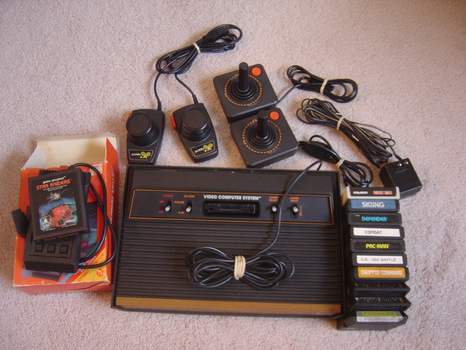 Atari 2600 Game Console W/ Controls & 10 Games w/ paddles & joysticks Untested