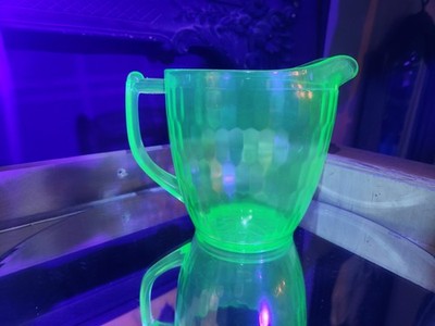 1928-1932 Jeannette Glass Company ''Hex Optic'' Green Uranium Pitcher