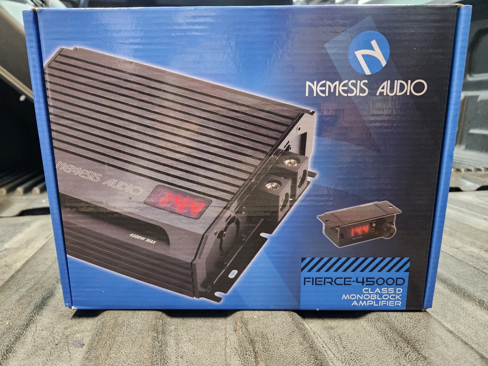 Nemesis Audio Fierce-4500D Volt display Class D Monoblock Amplifier Amplificador