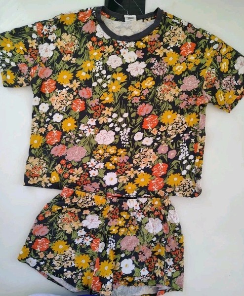 Bonds Female Combo Dress Shorts & Tshirt Size Small